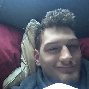 Meet your Posher, Dylan